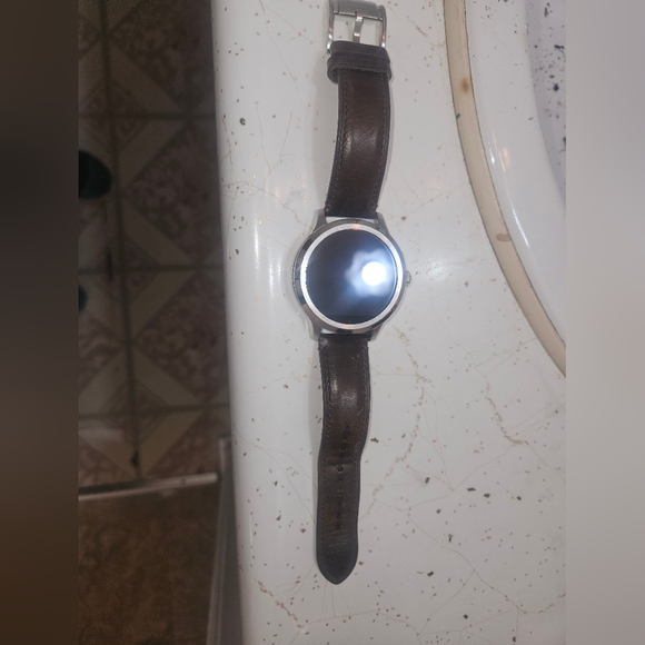Fossil gen 2 smartwatch, without charger - Picture 2 of 6